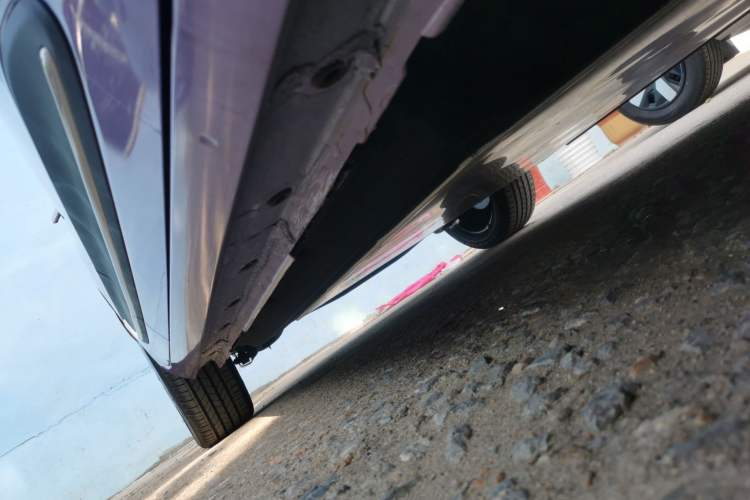 Used Dongfeng NAMMI 01 2024 New Edition 330 Plus Smart+ Right Side Sill