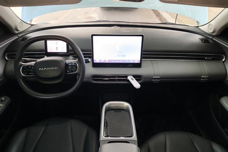 Used Dongfeng NAMMI 01 2024 New Edition 330 Air Center Console