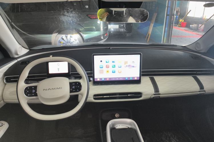 Used Dongfeng NAMMI 01 2024 New Edition 430 Max Smart+ Center Console