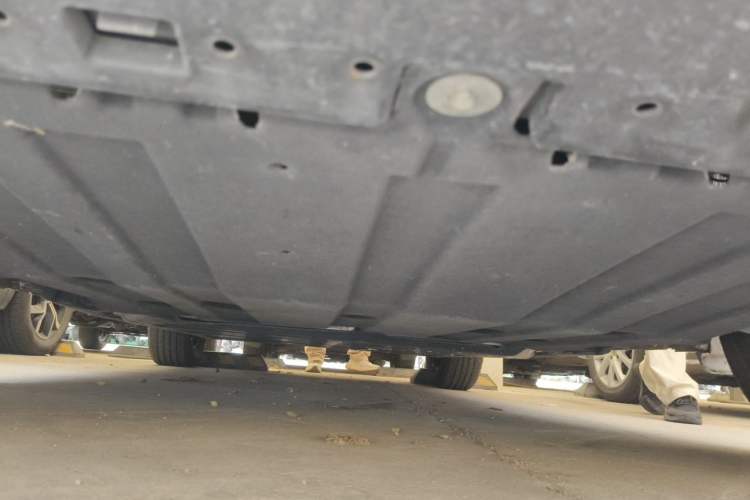 Used Dongfeng NAMMI 01 2024 New Edition 330 Air Chassis Front