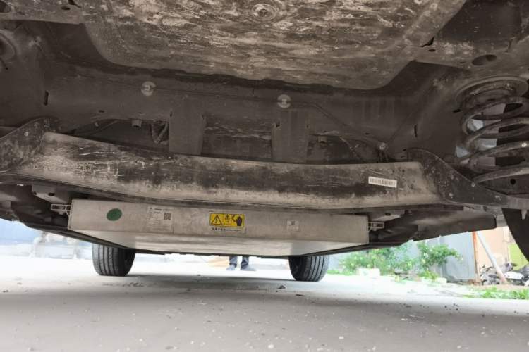 Used Dongfeng NAMMI 01 2024 New Edition 330 Air Chassis Rear