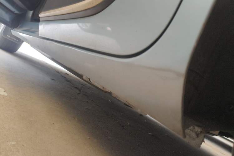 Used Dongfeng NAMMI 01 2024 New Edition 330 Air Chassis Rear Left