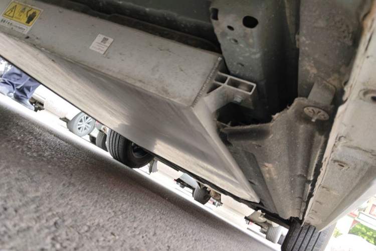 Used Dongfeng NAMMI 01 2024 330 Air Chassis Rear Right