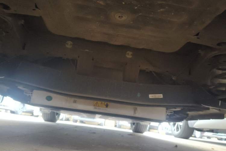 Used Dongfeng NAMMI 01 2024 New Edition 330 Air Chassis Rear