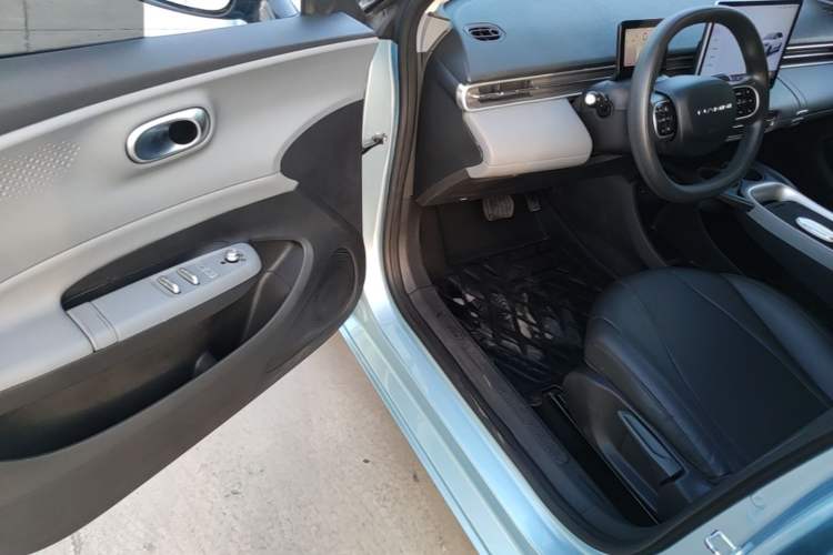 Used Dongfeng NAMMI 01 2024 330 Air Driver Seat