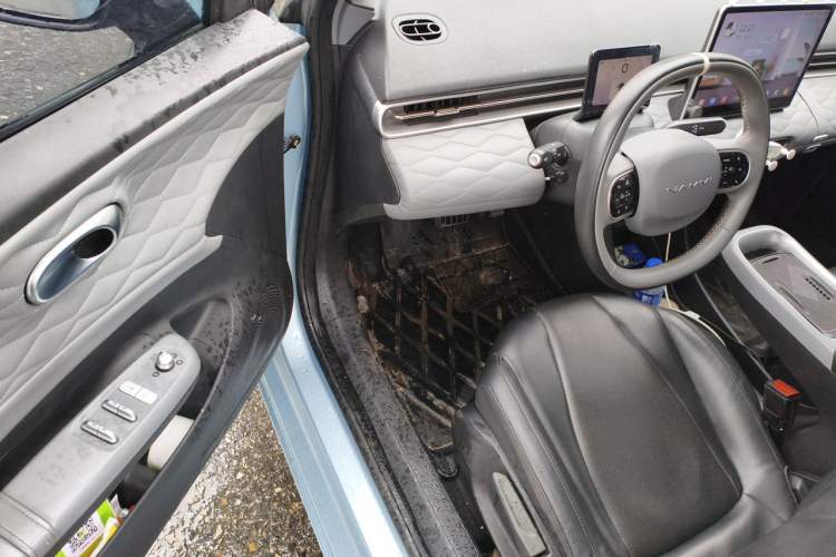 Used Dongfeng NAMMI 01 2024 330 Plus Driver Seat