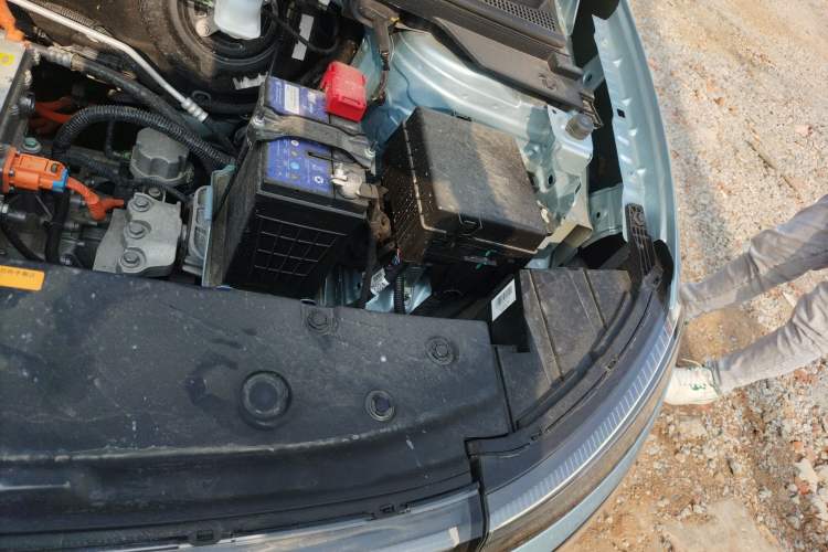 Used Dongfeng NAMMI 01 2024 430 Plus Smart+ Engine Bay Left