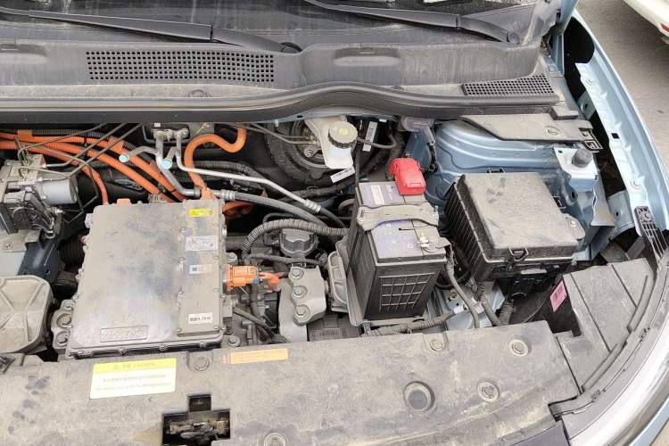 Used Dongfeng NAMMI 01 2024 330 Air Engine Bay Left