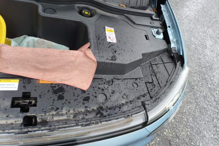 Used Dongfeng NAMMI 01 2024 330 Plus Engine Bay Left
