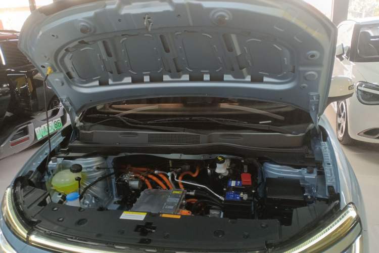 Used Dongfeng NAMMI 01 2024 430 Plus Smart+ Engine Bay