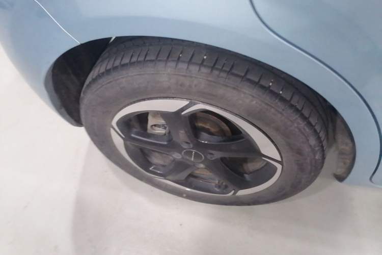 Used Dongfeng NAMMI 01 2024 430 Plus Smart+ Exterior 5