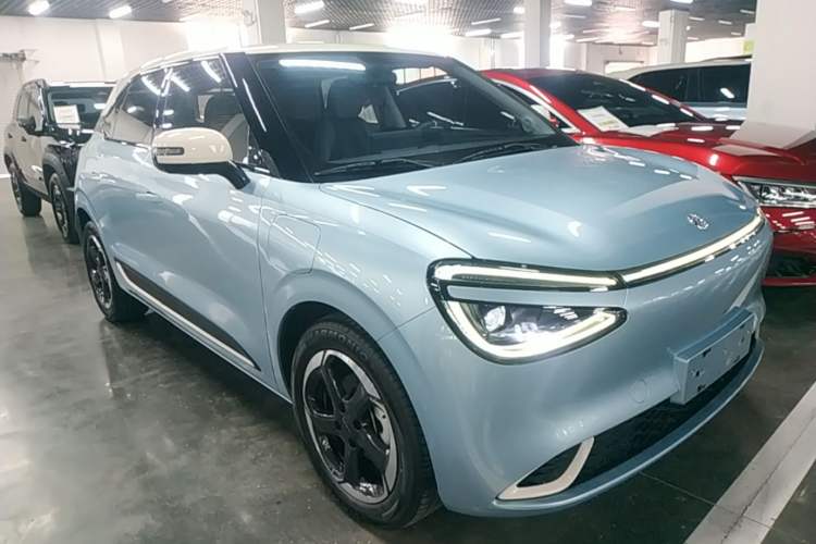 Used Dongfeng NAMMI 01 2024 430 Plus Smart+ Front Right 45 Deg
