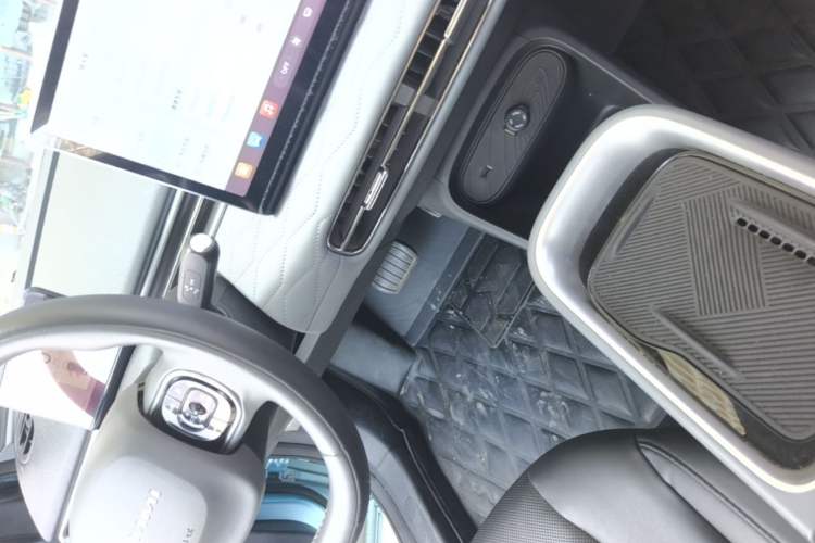 Used Dongfeng NAMMI 01 2024 430 Plus Smart+ Gear Lever