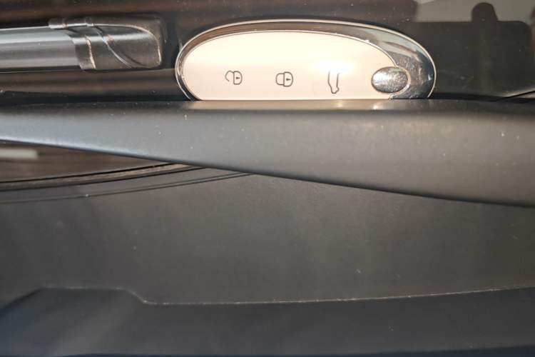 Used Dongfeng NAMMI 01 2024 430 Max Smart+ Interior 1
