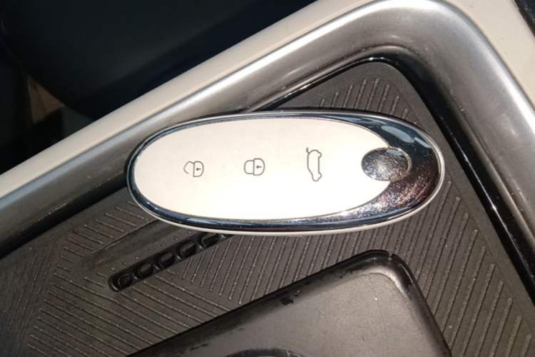 Used Dongfeng NAMMI 01 2024 430 Max Smart+ Interior 1