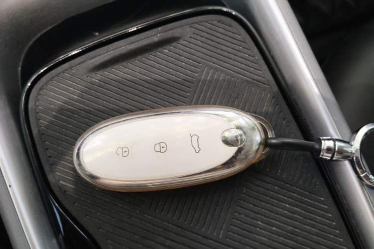 Used Dongfeng NAMMI 01 2024 New Edition 330 Air Interior 1