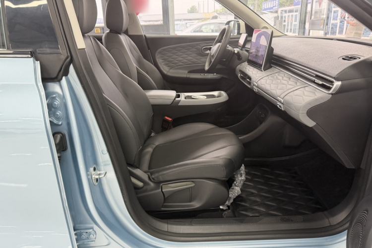Used Dongfeng NAMMI 01 2024 430 Plus Smart+ Interior 2