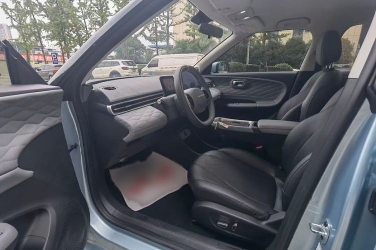 Used Dongfeng NAMMI 01 2024 430 Plus Smart+ Interior 3
