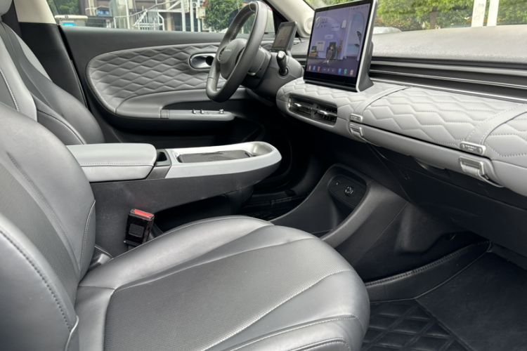 Used Dongfeng NAMMI 01 2024 430 Plus Smart+ Interior 4