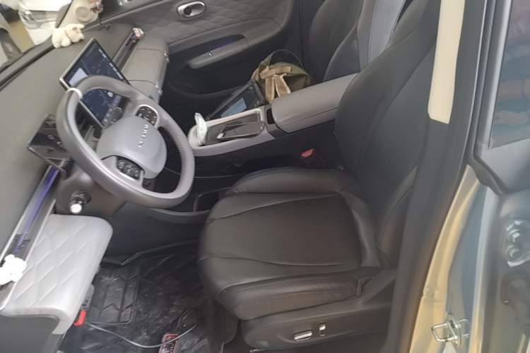 Used Dongfeng NAMMI 01 2024 New Edition 430 Max Smart+ Left Front Seat
