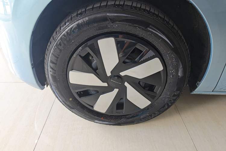 Used Dongfeng NAMMI 01 2024 330 Air Left Front Wheel Hub