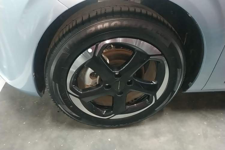 Used Dongfeng NAMMI 01 2024 430 Plus Smart+ Left Front Wheel Hub