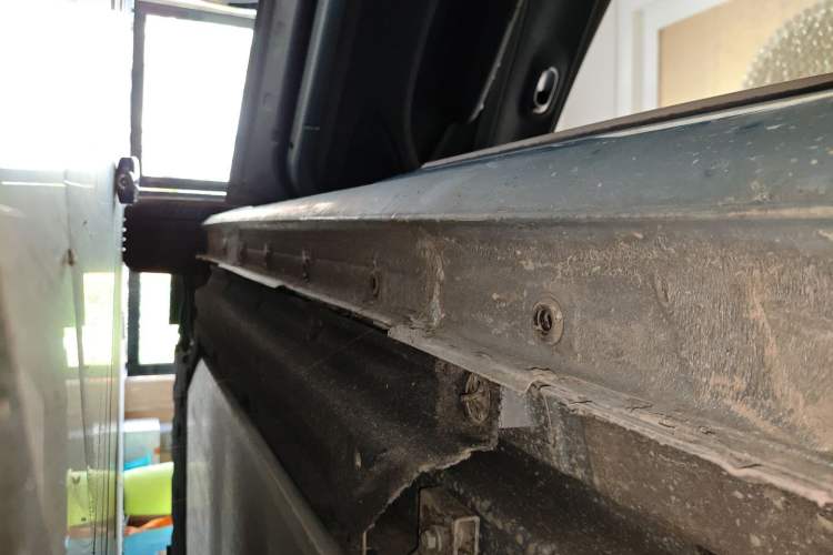 Used Dongfeng NAMMI 01 2024 330 Air Left Side Sill