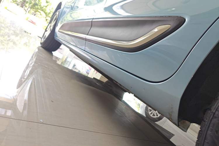 Used Dongfeng NAMMI 01 2024 330 Air Left Side Sill