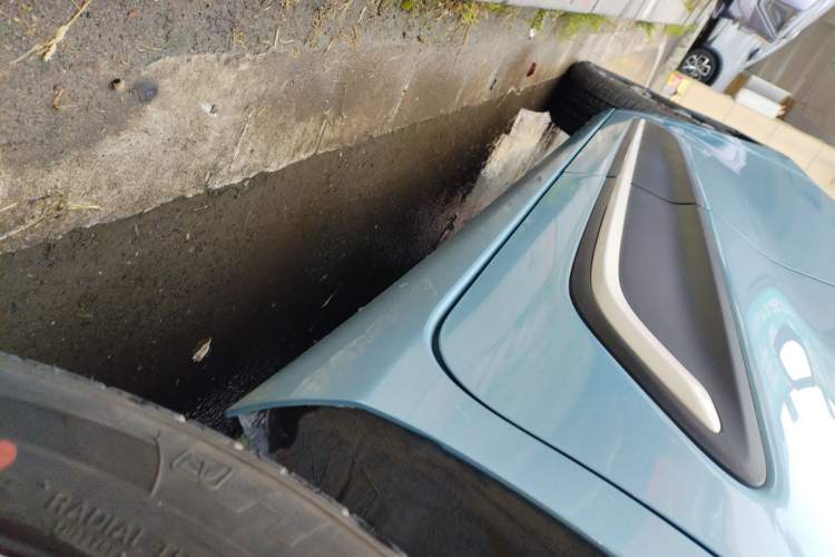 Used Dongfeng NAMMI 01 2024 430 Plus Smart+ Left Side Sill
