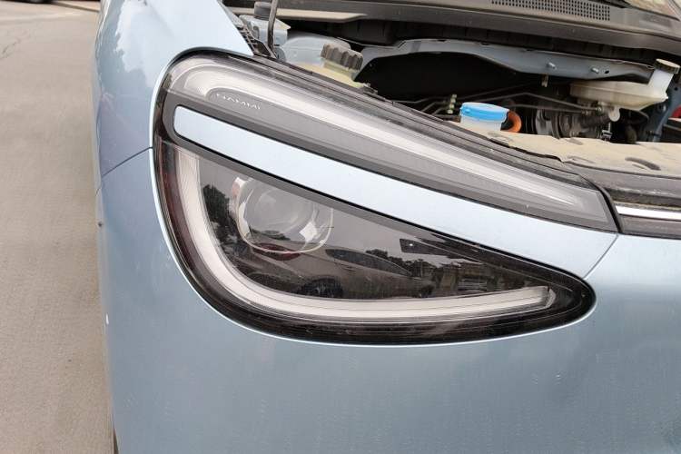 Used Dongfeng NAMMI 01 2024 330 Air Right Front Headlight
