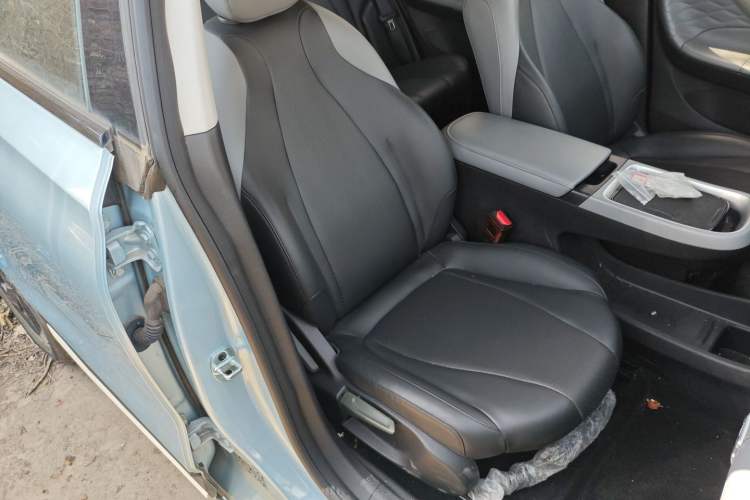 Used Dongfeng NAMMI 01 2024 430 Plus Smart+ Right Front Seat