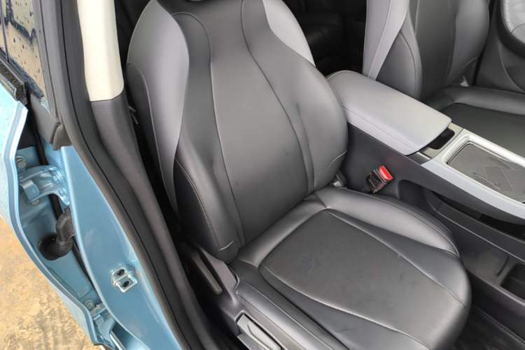 Used Dongfeng NAMMI 01 2024 430 Plus Smart+ Right Front Seat