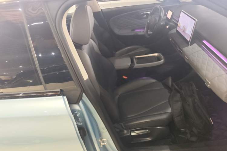Used Dongfeng NAMMI 01 2024 430 Max Smart+ Right Front Seat