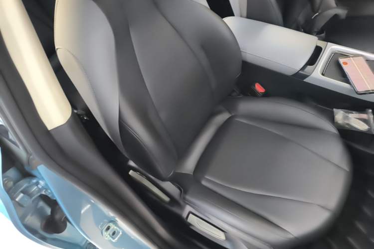 Used Dongfeng NAMMI 01 2024 430 Plus Smart+ Right Front Seat