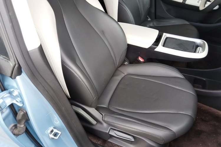 Used Dongfeng NAMMI 01 2024 430 Plus Smart+ Right Front Seat