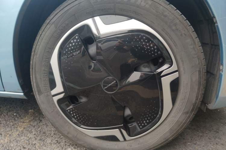 Used Dongfeng NAMMI 01 2024 330 Plus Smart+ Right Front Wheel Hub
