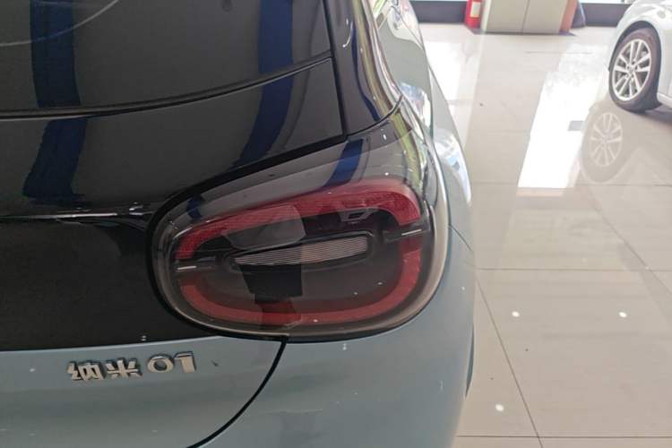 Used Dongfeng NAMMI 01 2024 330 Air Right Rear Taillight