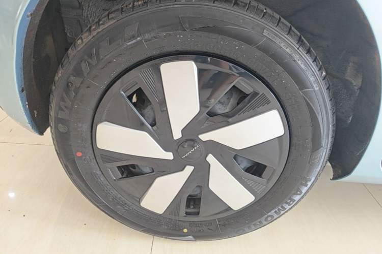 Used Dongfeng NAMMI 01 2024 330 Air Right Rear Wheel Hub