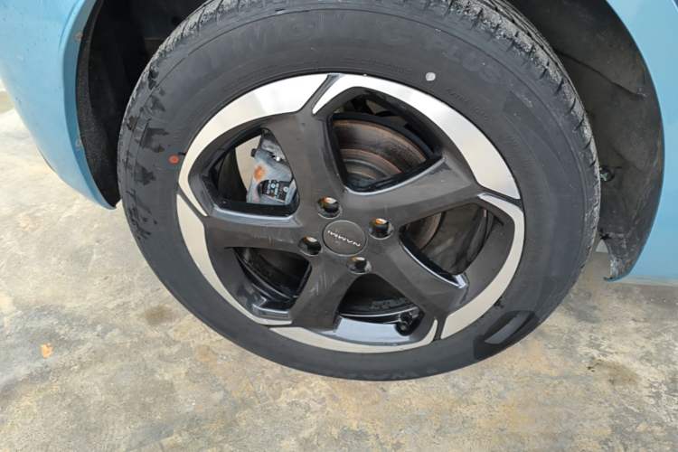 Used Dongfeng NAMMI 01 2024 430 Plus Smart+ Right Rear Wheel Hub
