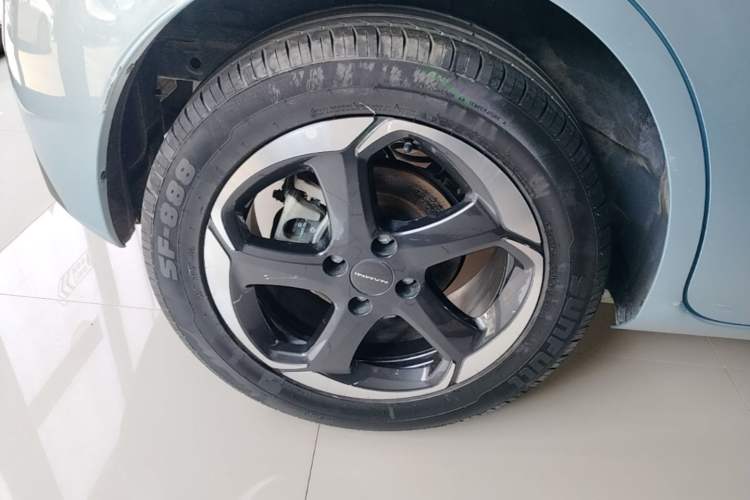 Used Dongfeng NAMMI 01 2024 430 Plus Smart+ Right Rear Wheel Hub
