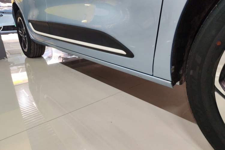 Used Dongfeng NAMMI 01 2024 430 Plus Smart+ Right Side Sill