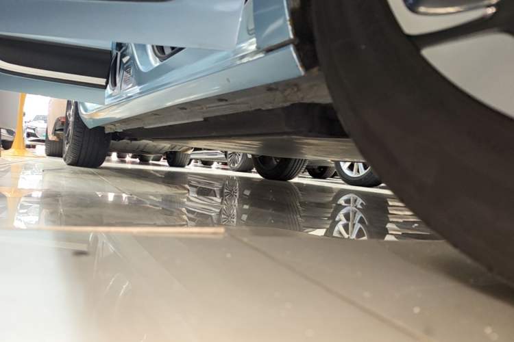 Used Dongfeng NAMMI 01 2024 430 Max Smart+ Right Side Sill