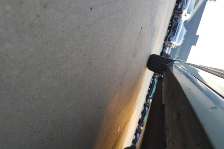 Used Dongfeng NAMMI 01 2024 330 Air Right Side Sill