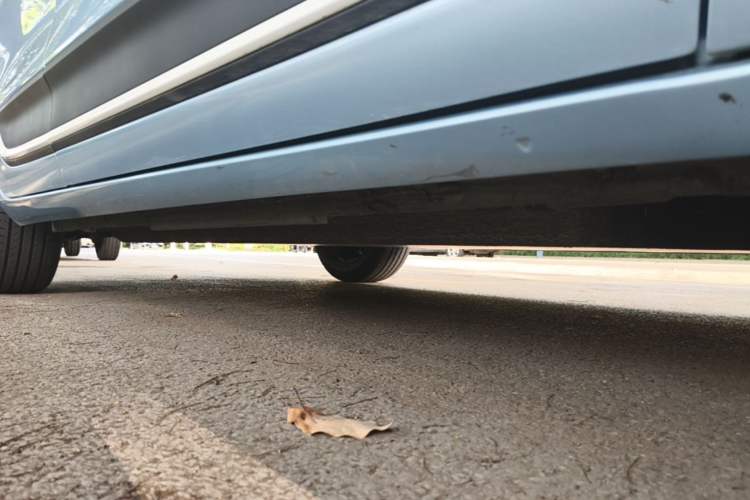 Used Dongfeng NAMMI 01 2024 New Edition 330 Air Right Side Sill