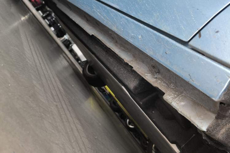 Used Dongfeng NAMMI 01 2024 New Edition 430 Max Smart+ Right Side Sill
