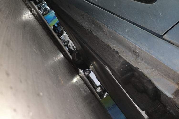 Used Dongfeng NAMMI 01 2024 New Edition 430 Plus Smart+ Right Side Sill