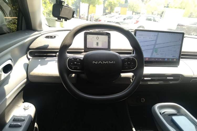 Used Dongfeng NAMMI 01 2024 New Edition 330 Air Steering Wheel