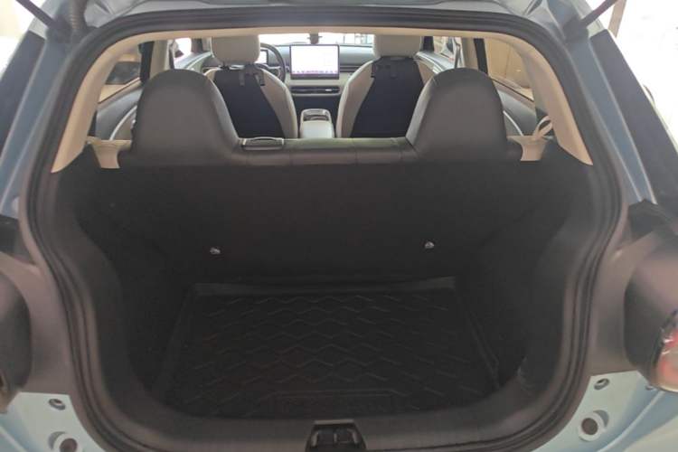 Used Dongfeng NAMMI 01 2024 330 Air Trunk