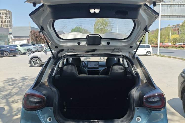 Used Dongfeng NAMMI 01 2024 430 Plus Smart+ Trunk