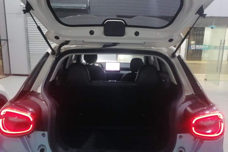 Used Dongfeng NAMMI 01 2024 430 Plus Smart+ Trunk